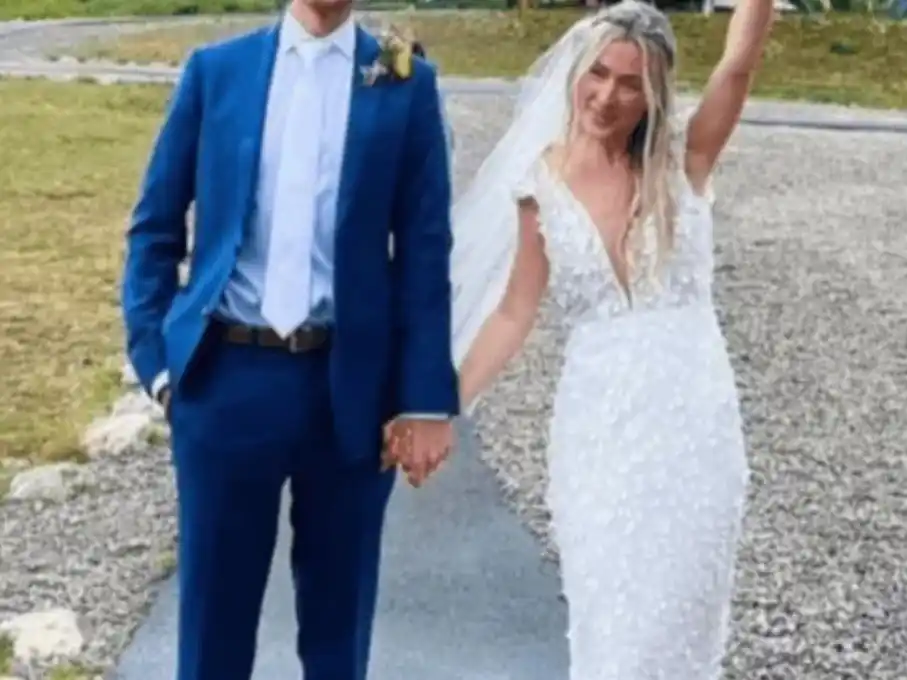 La pareja disfrutaba de su luna de miel en Florida (Foto: X)