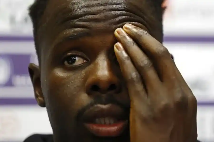 Otro episodio de racismo en España: un arquero fue agredido y abandonó el partido