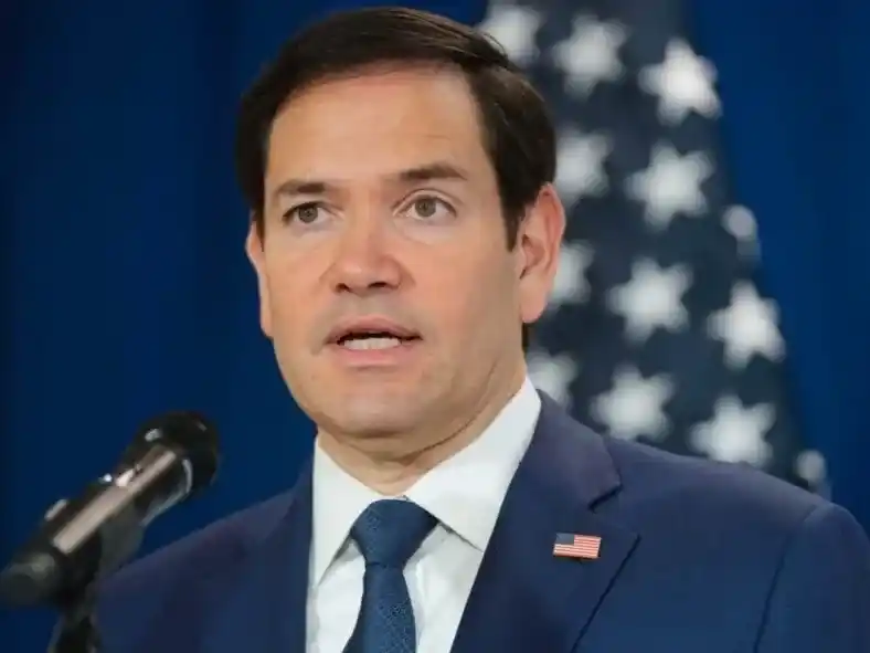 Marcos Rubio.