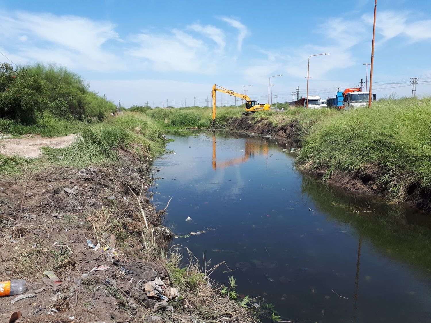 La Municipalidad avanza con la limpieza de canales y desagües pluviales entubados