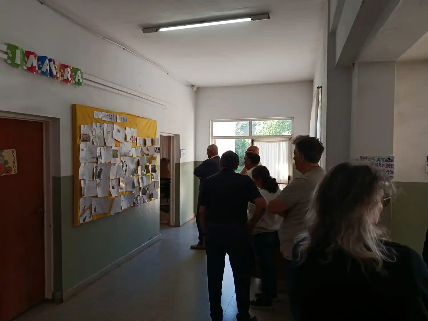 Las mesas se completaron pasadas las 9.30.