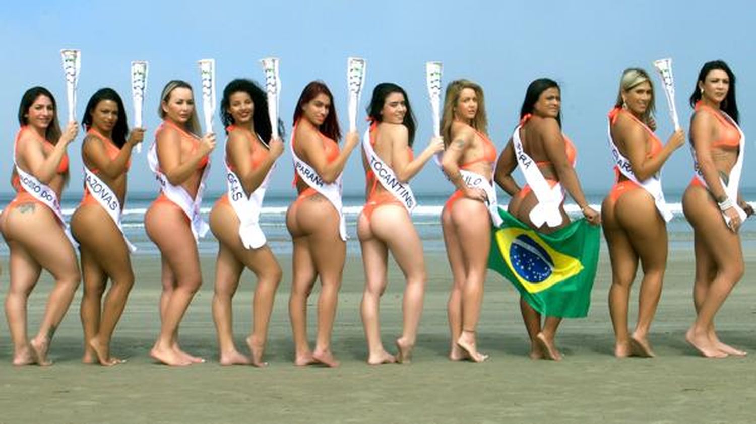 Las candidatas de Miss Bum Bum inauguraron los Juegos Olímpicos