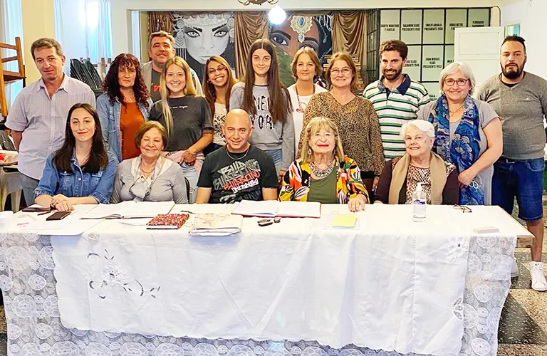Árabes: nueva comisión