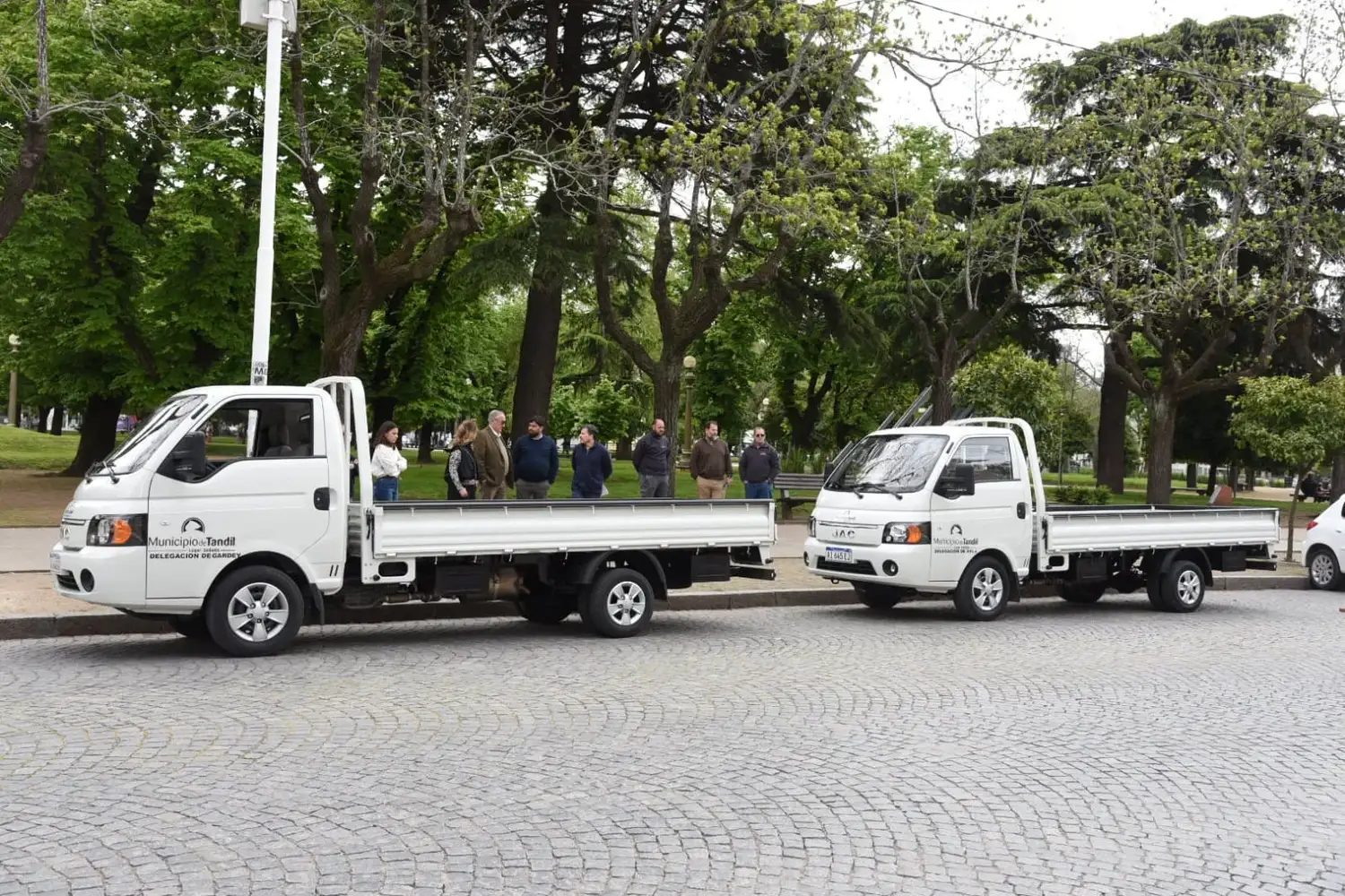 Vehiculos,vialidad Vela y Gardey - 1