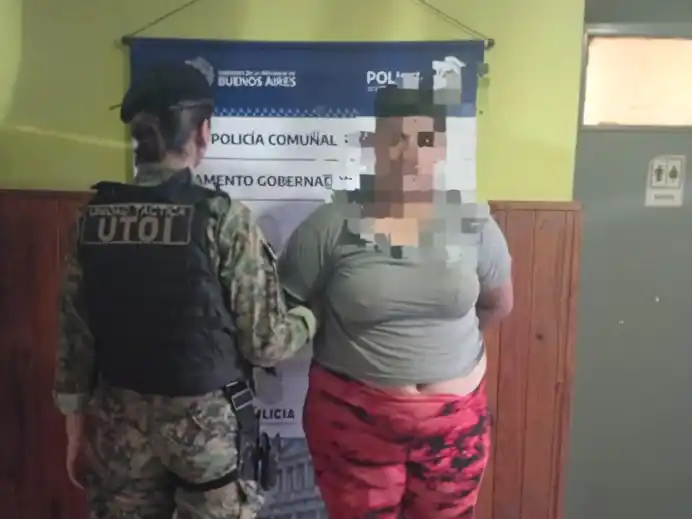 La mujer fue aprehendida y trasladada al destacamento local.
