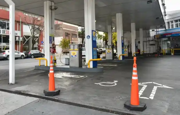 Se agrava la crisis del gas: hay faltantes en varias provincias y hoy podrían cerrar todas las estaciones de servicio de GNC