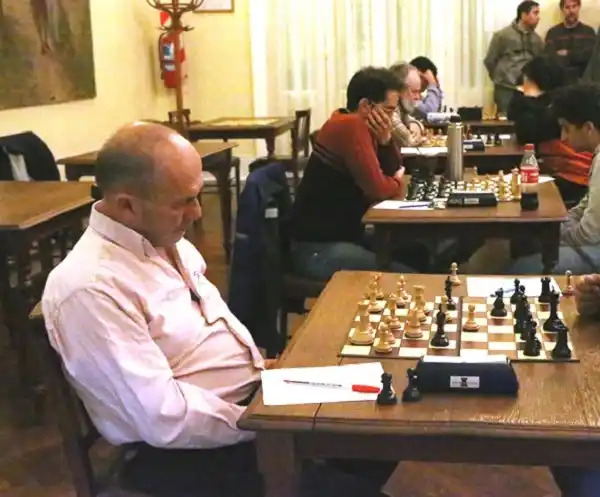 Víctor Iregui bajó a Ledesma y manda en el Oficial Superior