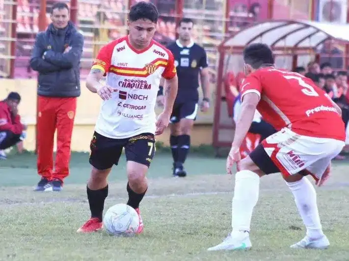 Sarmiento de La Banda sigue 
sumando y metió un triunfo más