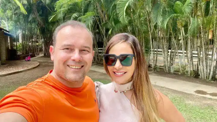 Endrina Yépez recibe anillo de compromiso