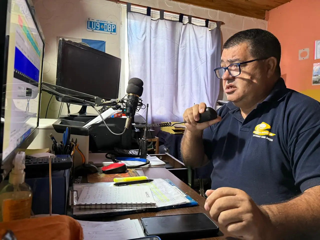 Pablo Barrios, radioaficionado local que colaboró en localización de personas y otros pedidos de ayuda en la inundación de Bahía Blanca.