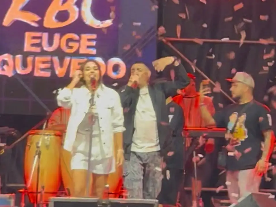 La popular cantante brilló en Rufino.