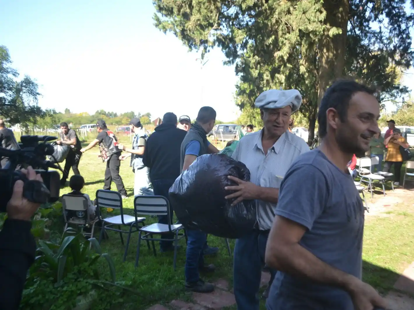 Gran jornada solidaria de moteros en escuelas rurales de Gualeguay