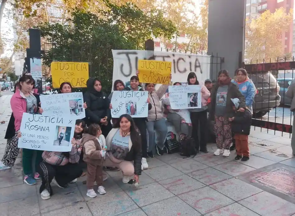 Familiares y allegados de las víctimas se hicieron presentes hoy en Tribunales.