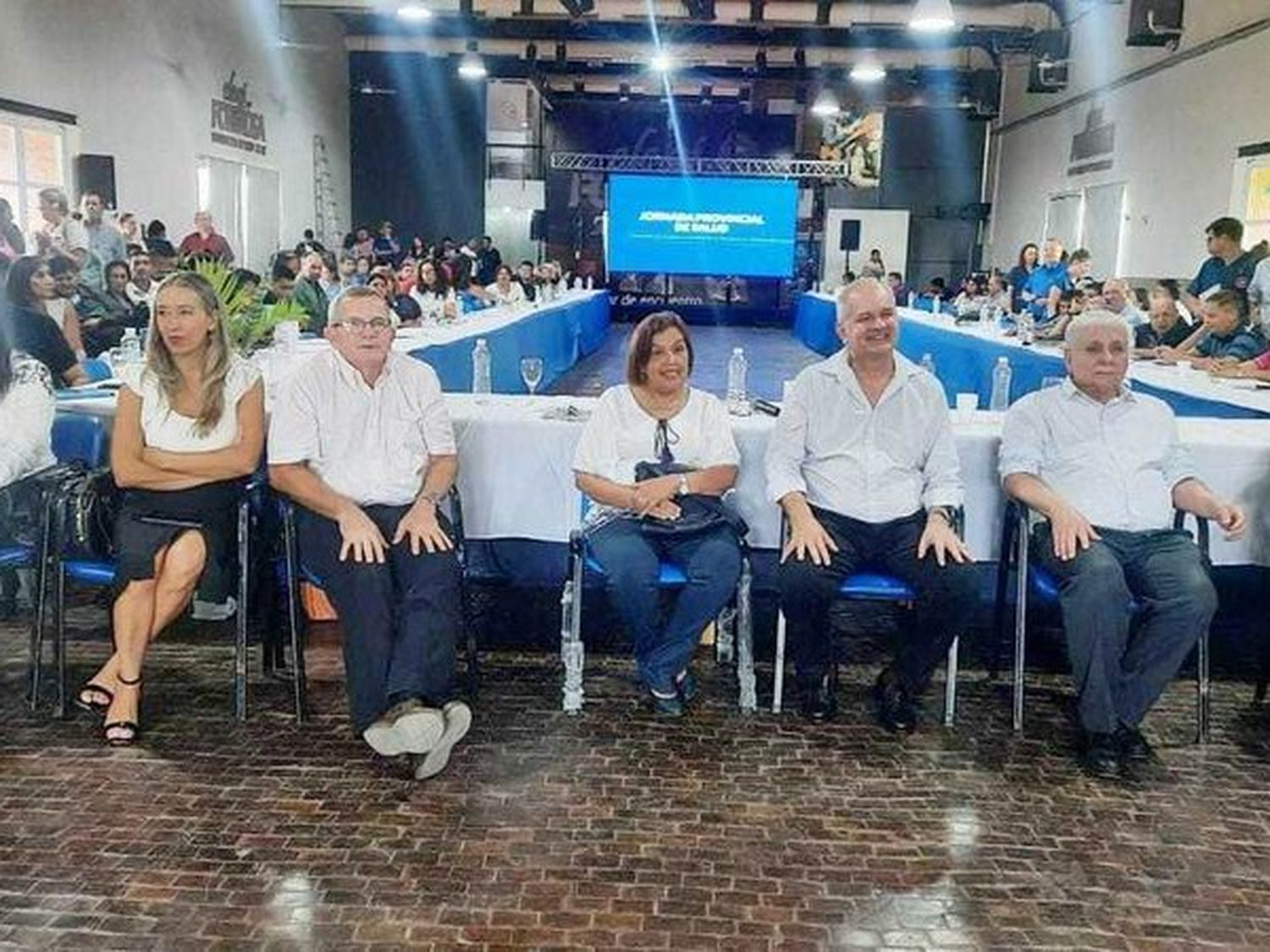 1.a Jornada Provincial de Salud: “Tratamos temas que
hacen a mejorar la salud pública”, dijo Aníbal Gómez