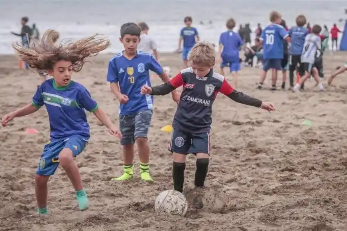 A lo largo de la temporada se desarrollarán competiciones oficiales, clínicas, clases y eventos abiertos.