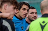 Calles arranca desde el banco el duelo ante Toulouse