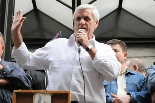 Caló: "Al gobierno hay que acompañarlo"