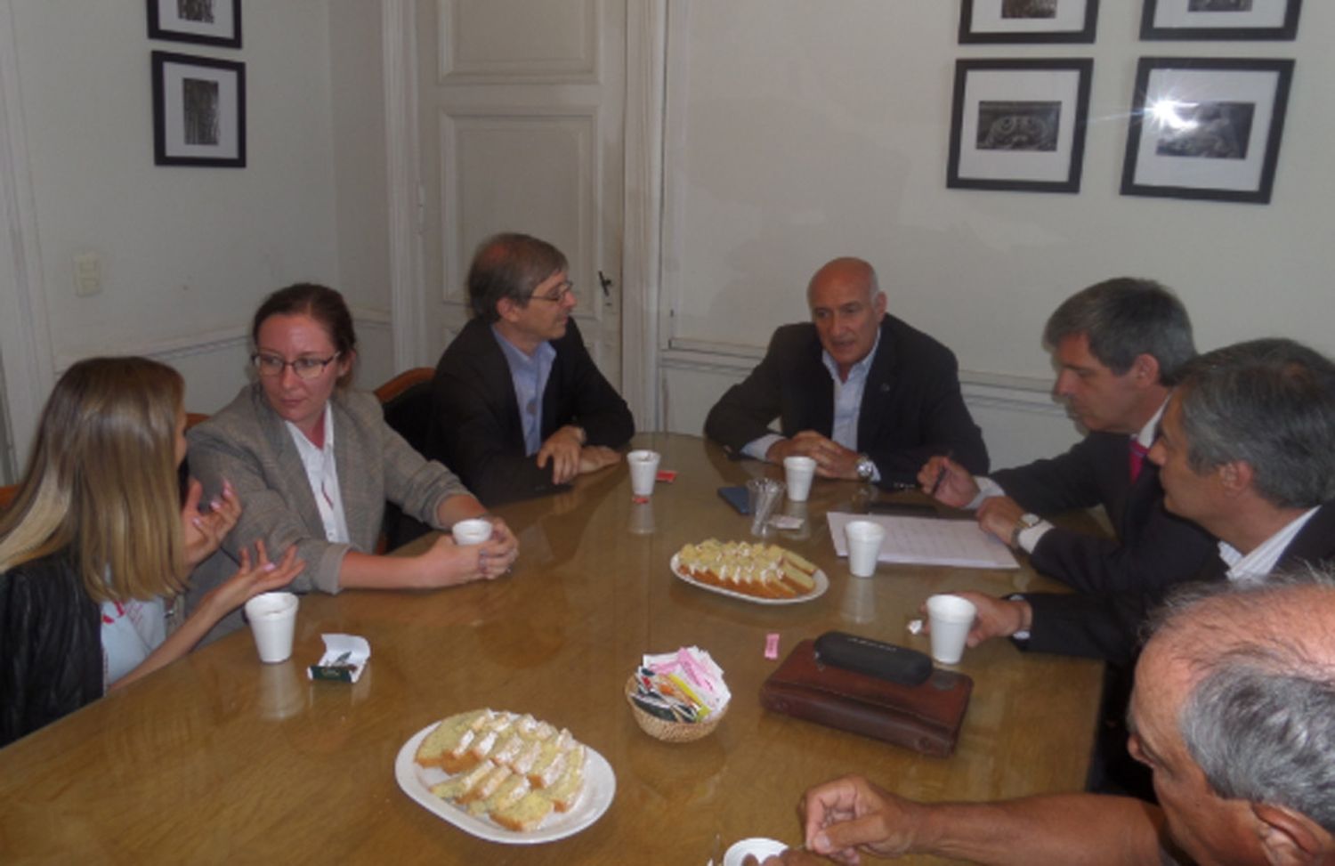 Reunión de la Universidad con Grupo Ruso TMH en Argentina