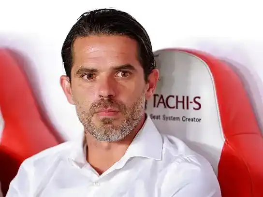 Gago se muda de México a Chile.