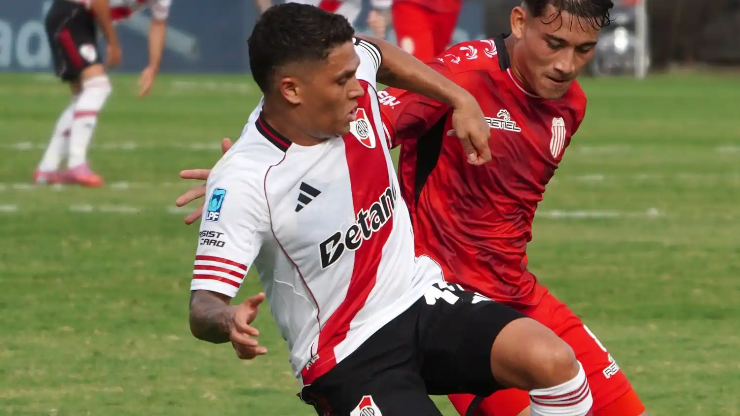 River disfruta el talento de “Juanfer” Quintero.
