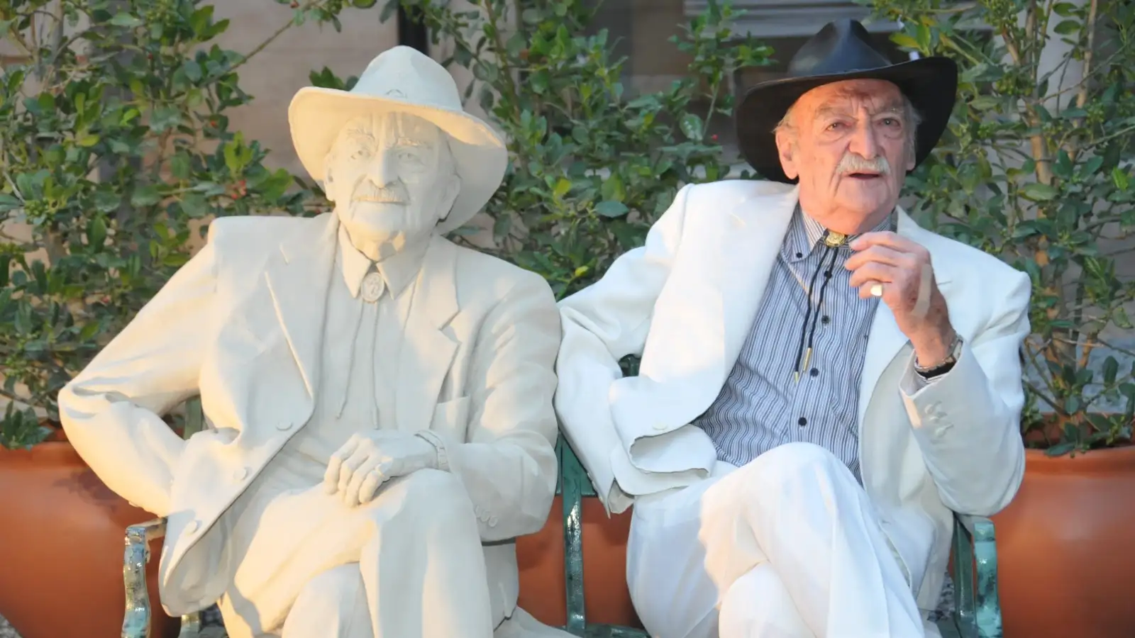 El festival Tandil Ilusiona se realiza para mantener viva la memoria de René Lavand, el inolvidable ilusionista tandilense.