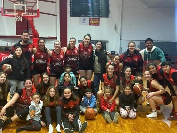 Las Diablas derrotaron 70 a 59 a las Tigresas.