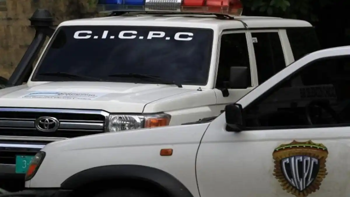 Patrulla policial arrolló a una niña y funcionarios se excusaron diciendo que creían que «era un perro»