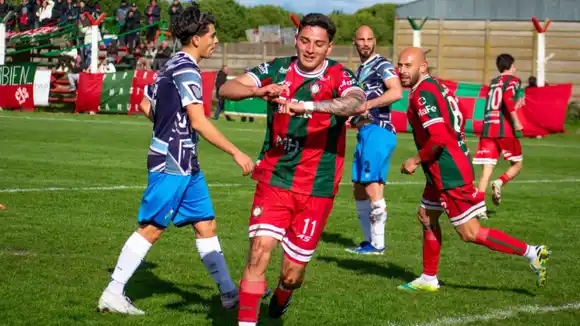 Circulo Deportivo aprovechó el envión, goleó a Sol de Mayo y se metió en zona de clasificación