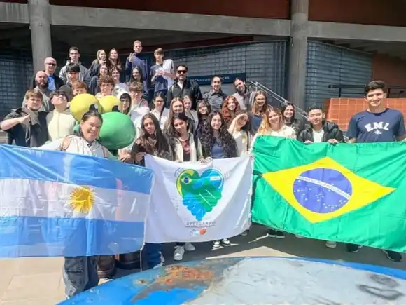 Estudiantes concordienses representan nuestra ciudad en Brasil