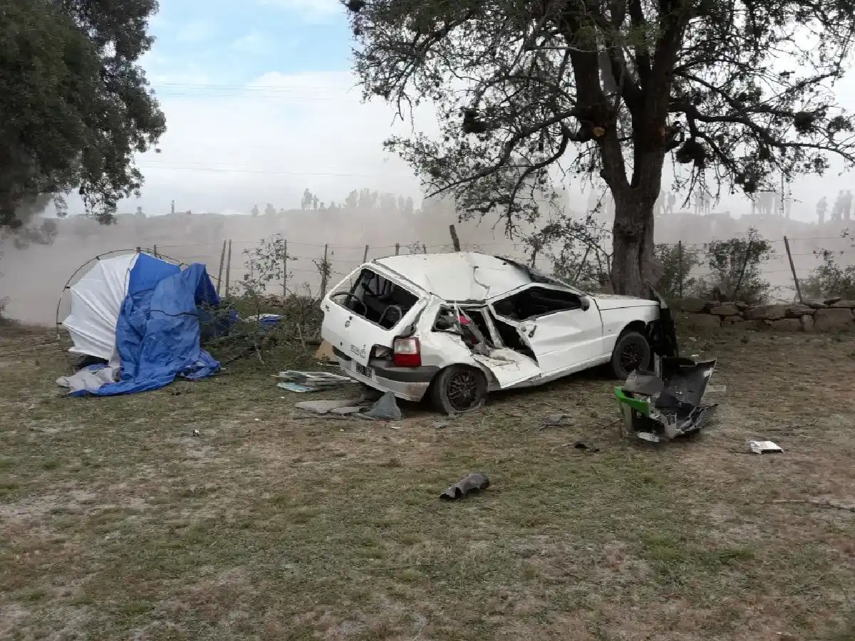 [VIDEO] "Me salvé de milagro", dijo la mujer del auto aplastado