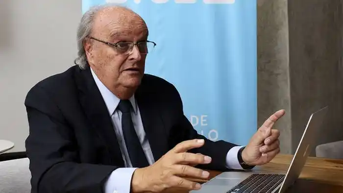 De Mendiguren destacó el crecimiento de la industria