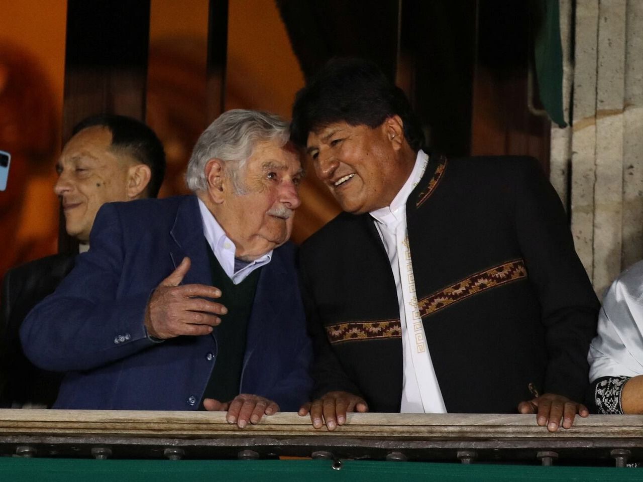 "Un mundo mejor. En eso creyó, militó y vivió Pepe Mujica", recordó el presidente español.