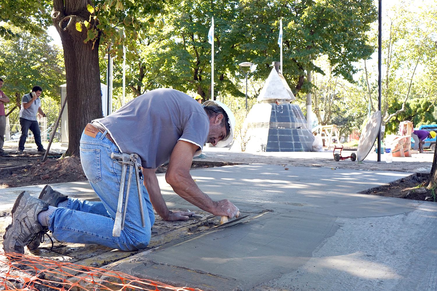 Reforma. Puesta en valor del monumento de la plaza Dardo Rocha