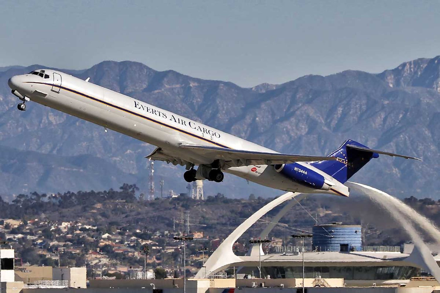 Adiós a los MD: otra aerolínea se despide de estos icónicos aviones