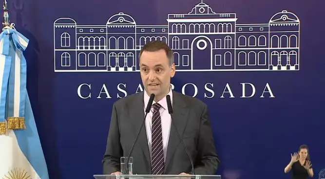 El Gobierno modifica la Ley de Identidad de Género y prohíbe hormonización en menores y traslados carcelarios por autopercipción