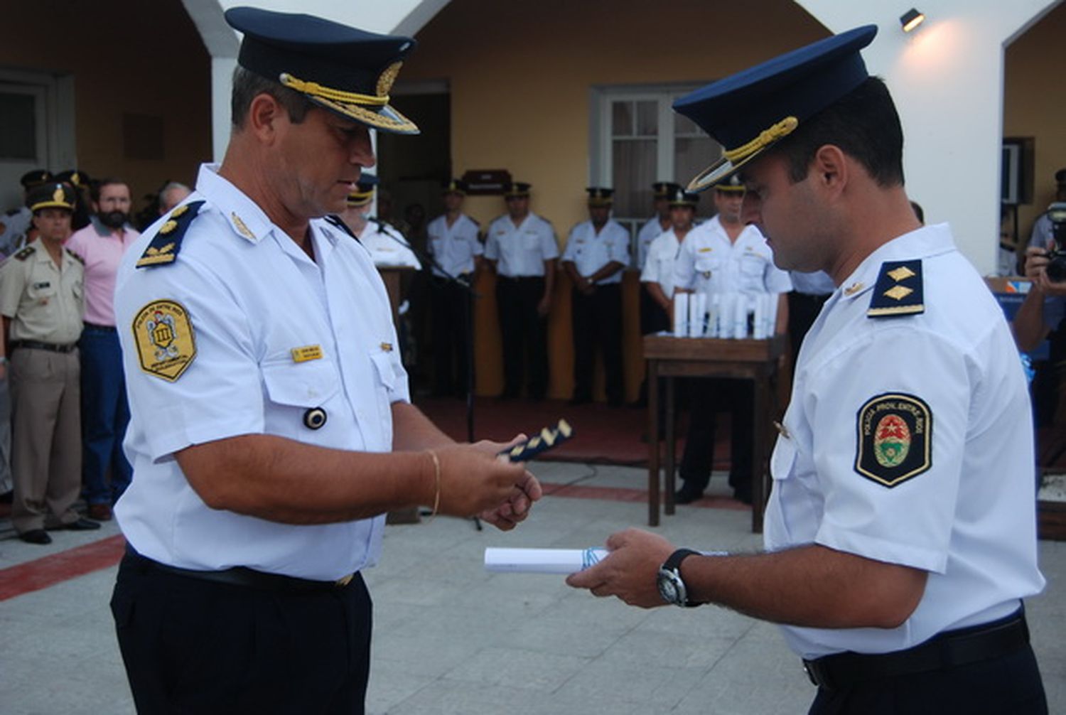 Acto de ascenso de oficiales de la Policía