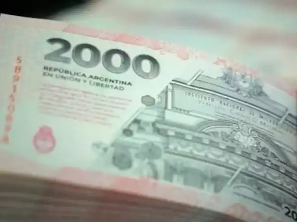 Los salarios públicos perdieron más de un 30% de poder adquisitivo desde noviembre de 2023