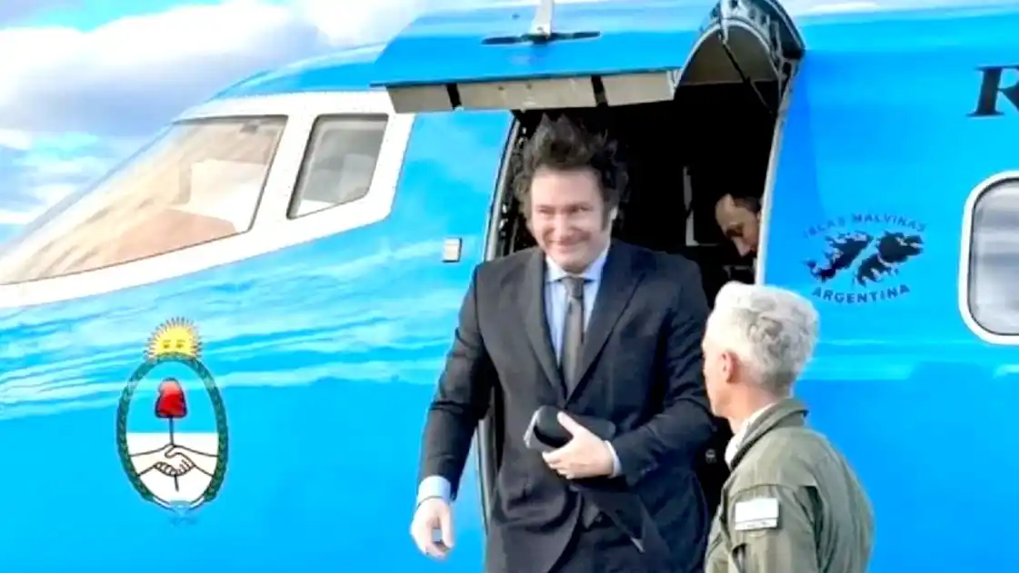 Milei llegó a Los Ángeles: almuerzo con una astronauta y reuniones con empresarios