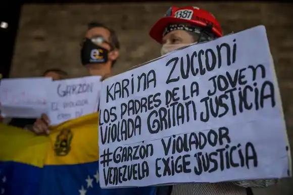 En la embajada de Argentina en Caracas: exigen justicia por el caso de la venezolana violada