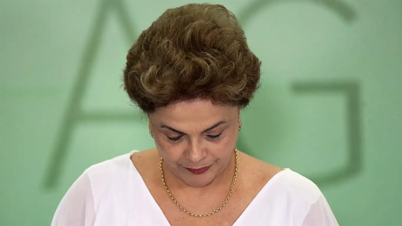 El petrolão tiene nuevo juez y complica al último rival de Dilma