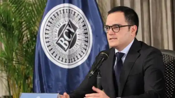 CREARON LA CRISIS y ahora quieren desdolarizar la economía ¿Podrán?