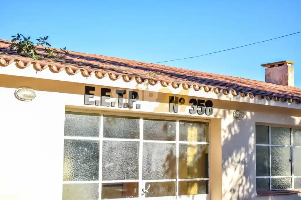 Enrico confirmó nuevas obras en la Escuela N° 358 de Labordeboy