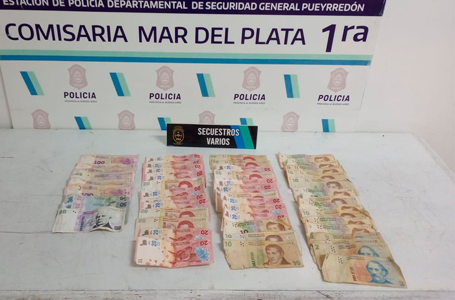 Fue detenido tras robar la caja de recaudación de una tienda
