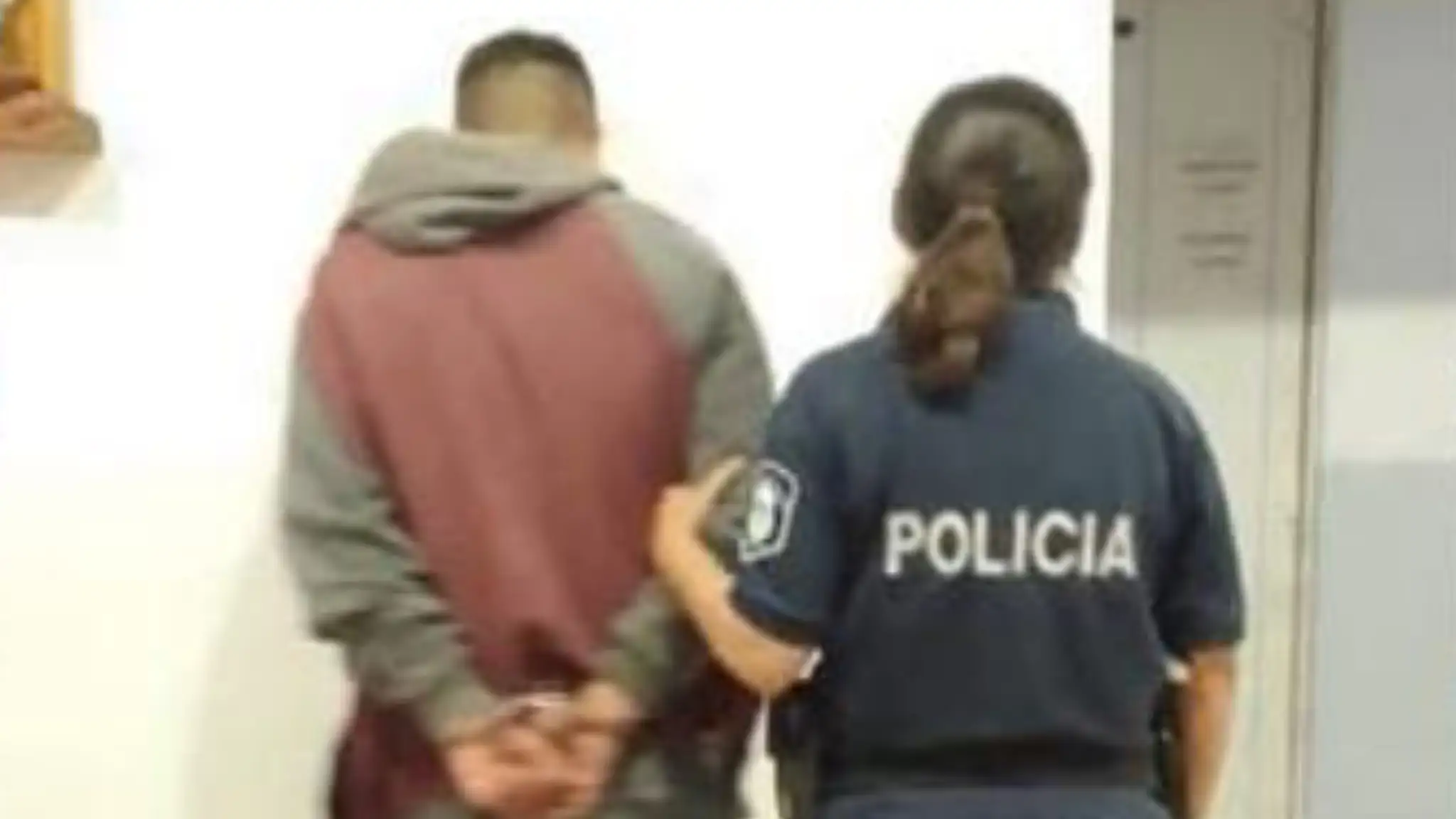 El aprehendido fue imputado por el delito de Robo Calificado.