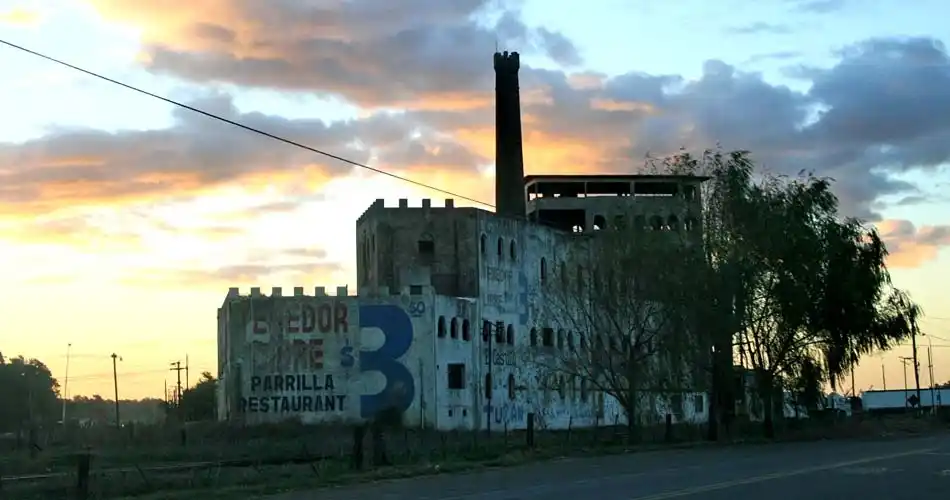 Salió a la venta un emblemático inmueble abandonado de la Ruta 3, en Cañuelas