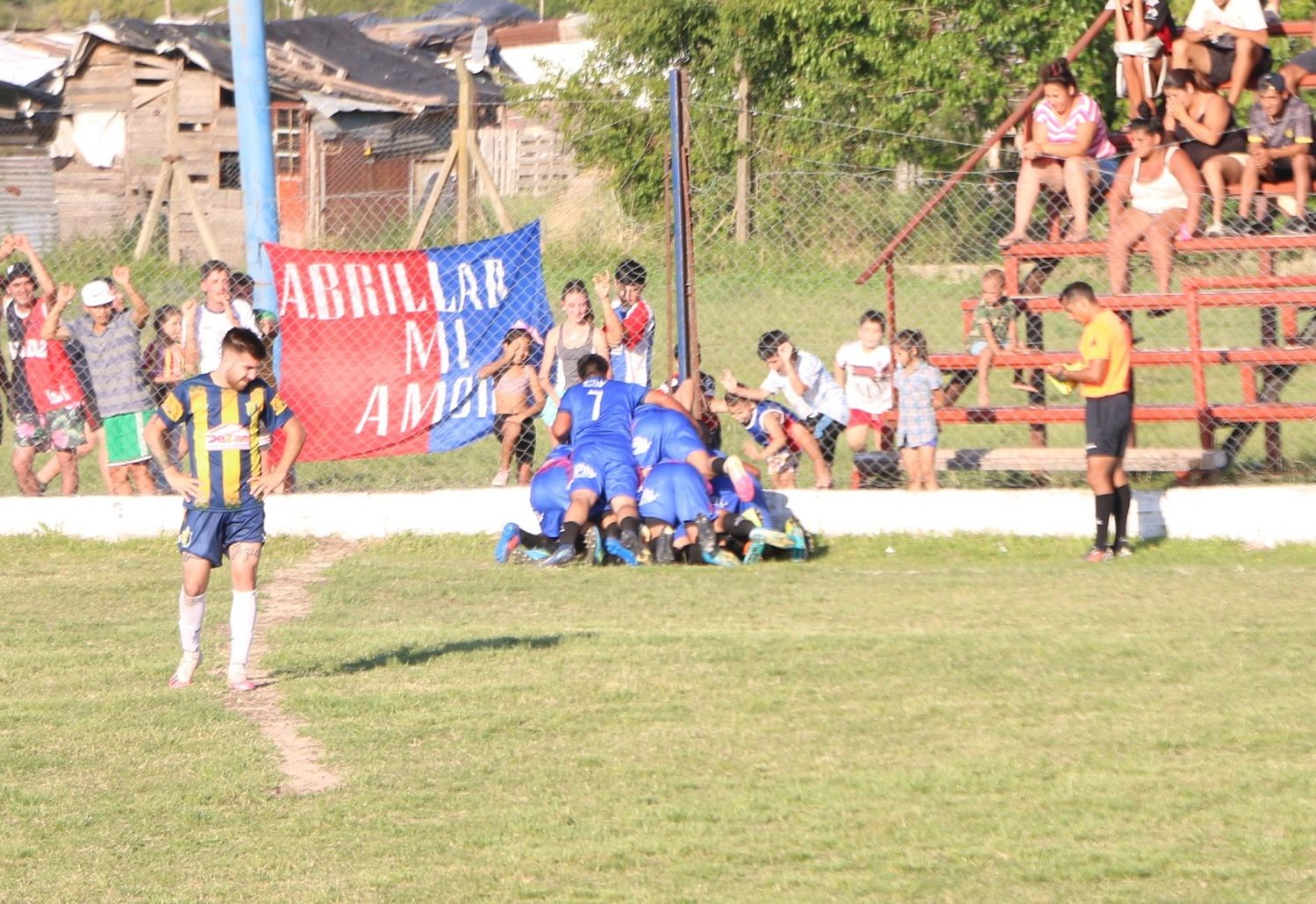 Sud América se hizo fuerte con uno menos y venció a Juventud Urdinarrain