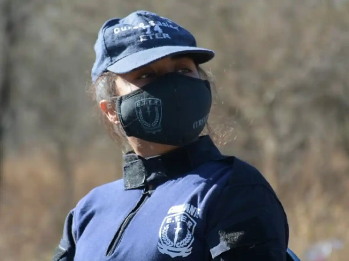 Incorporan mujeres por primera vez al grupo especial ETER de la Policía de Córdoba