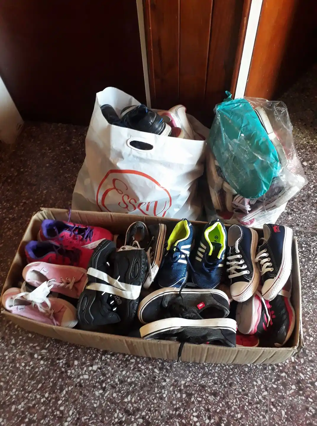 ¡Calzate la solidaridad! Por un invierno sin chicos descalzos