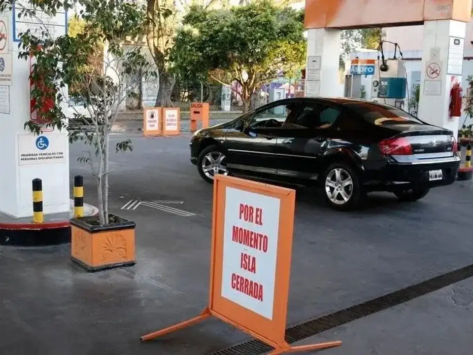 Cortaron el suministro de gas a estaciones de servicio e industrias