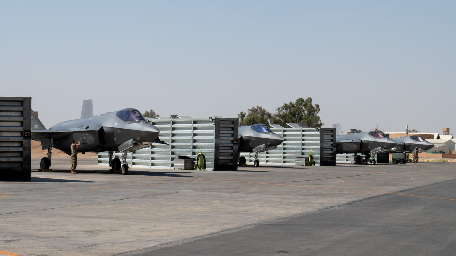 As tensions with Iran escalate, USAF deploys F-35 stealth fighters in the region